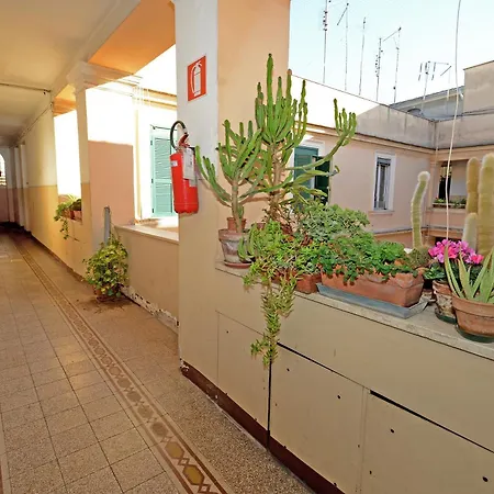 Natale Del Grande Stylish アパート ローマ